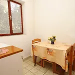 8686d * Stari Grad (Hvar)